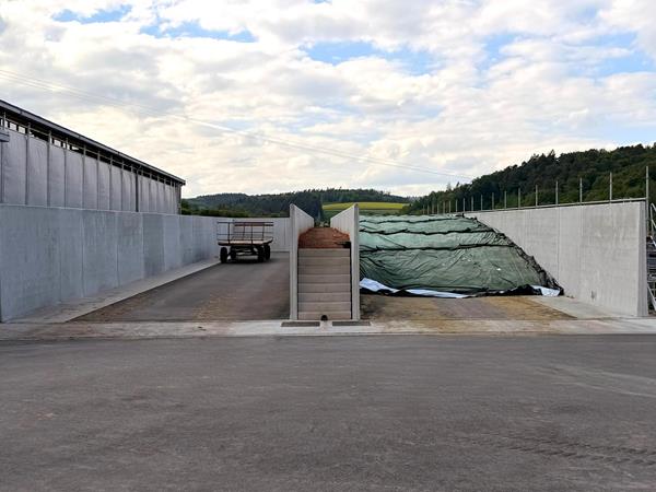 Étable vaches laitière et silos couloirs à Buschrodt