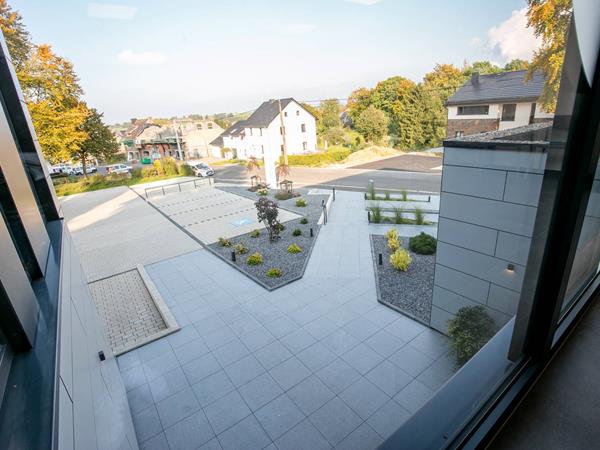 Moderner Neubau des Ärztehauses ProGesund in Büllingen (B)
