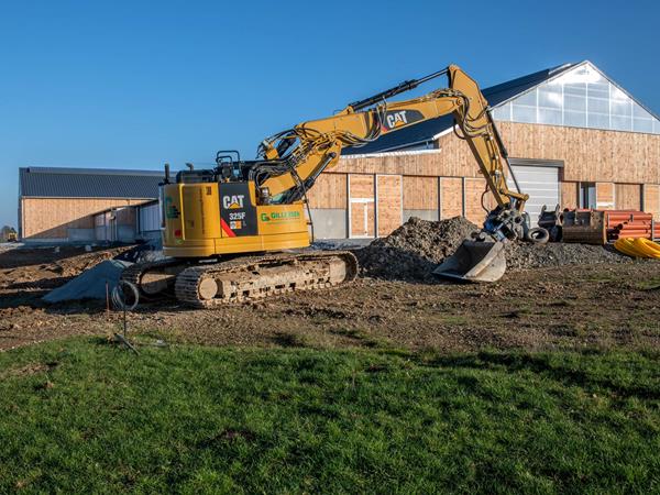 Étable moderne pour vaches laitières (84 x 45m) à Bockholtz